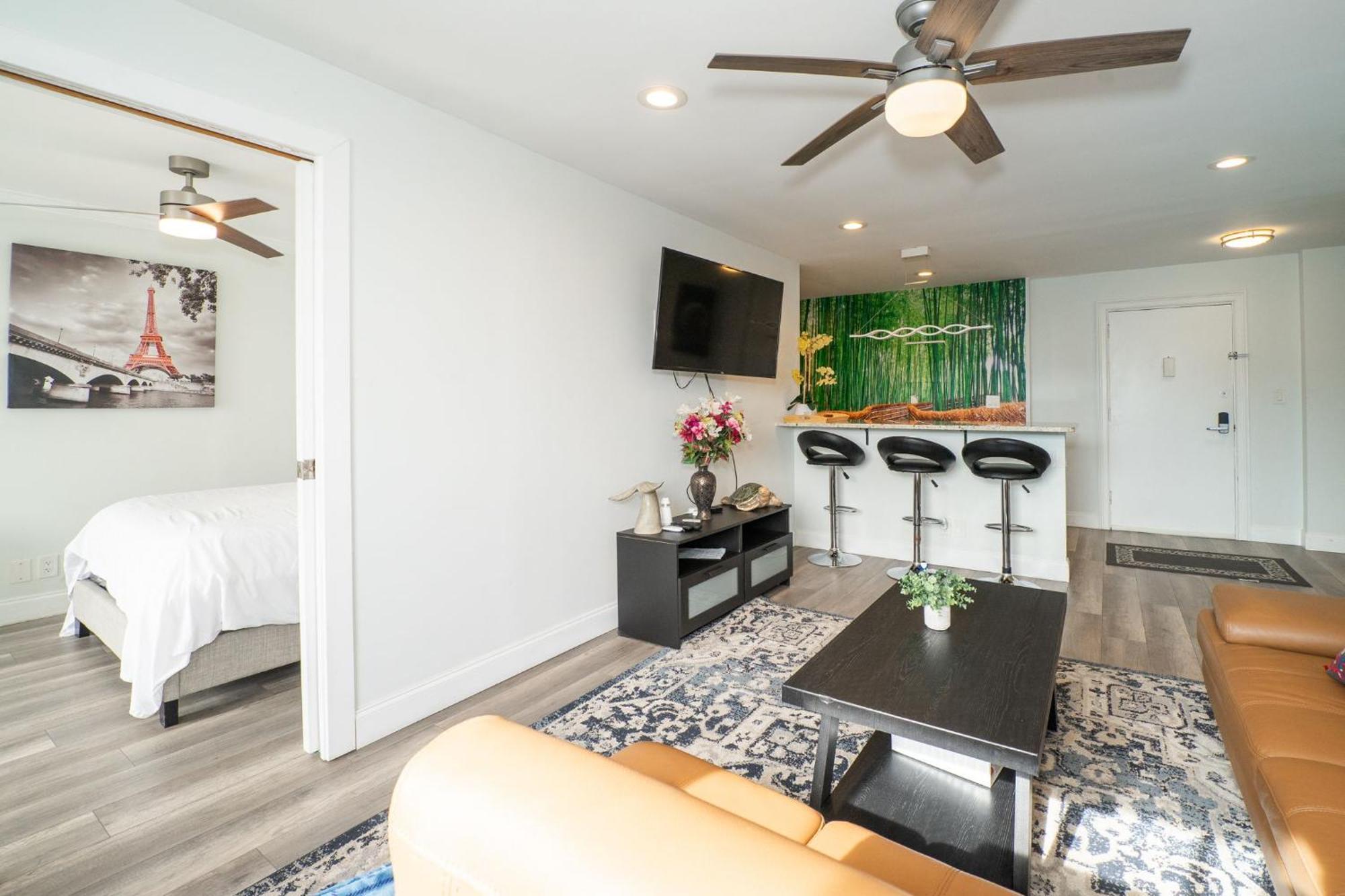 Just Renovated 3 Br/2Bath/ Parking+ Downtown View Daire Atlanta Dış mekan fotoğraf