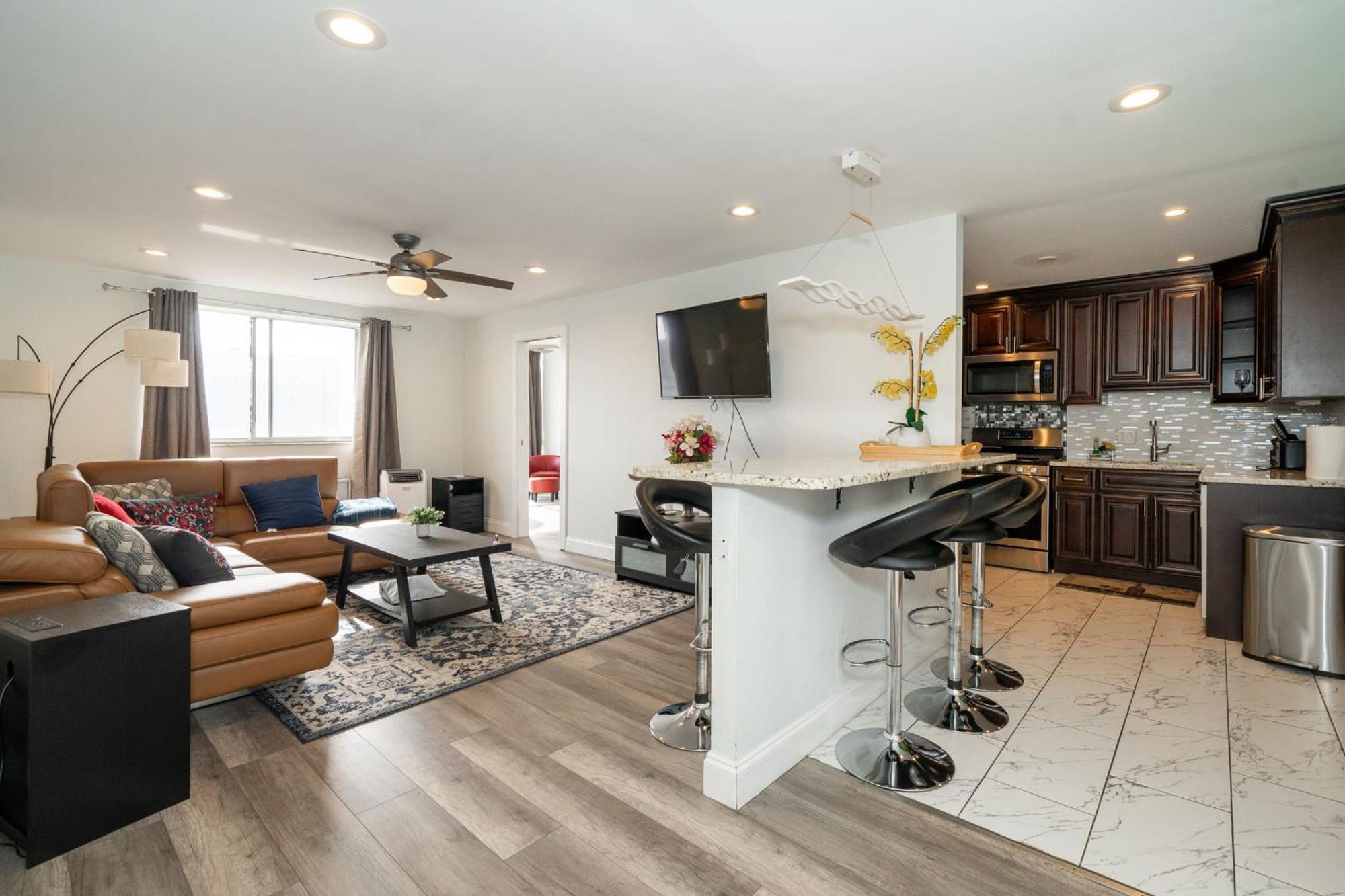 Just Renovated 3 Br/2Bath/ Parking+ Downtown View Daire Atlanta Dış mekan fotoğraf